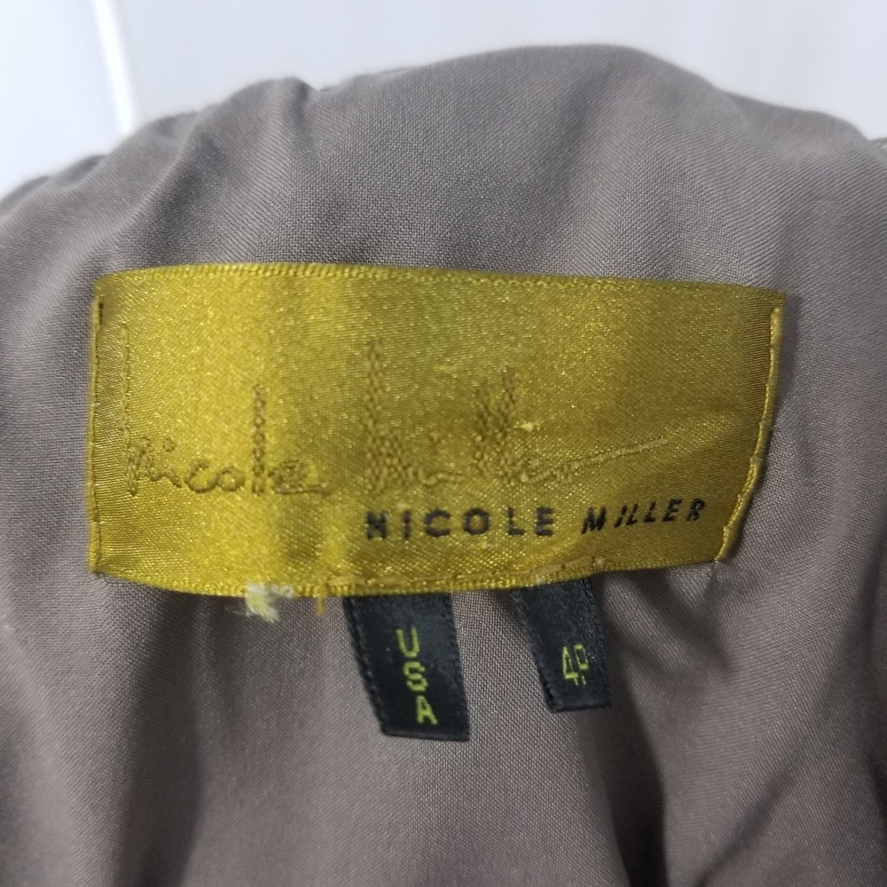 NICOLE MILLER Champagne Crinkle Dress.  Sz 4P - Picture 3 of 6